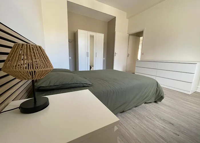 Appartement T4 Centre Ville C2