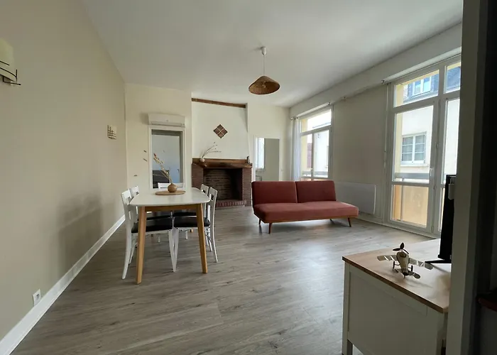 Appartement T4 Centre Ville C2
